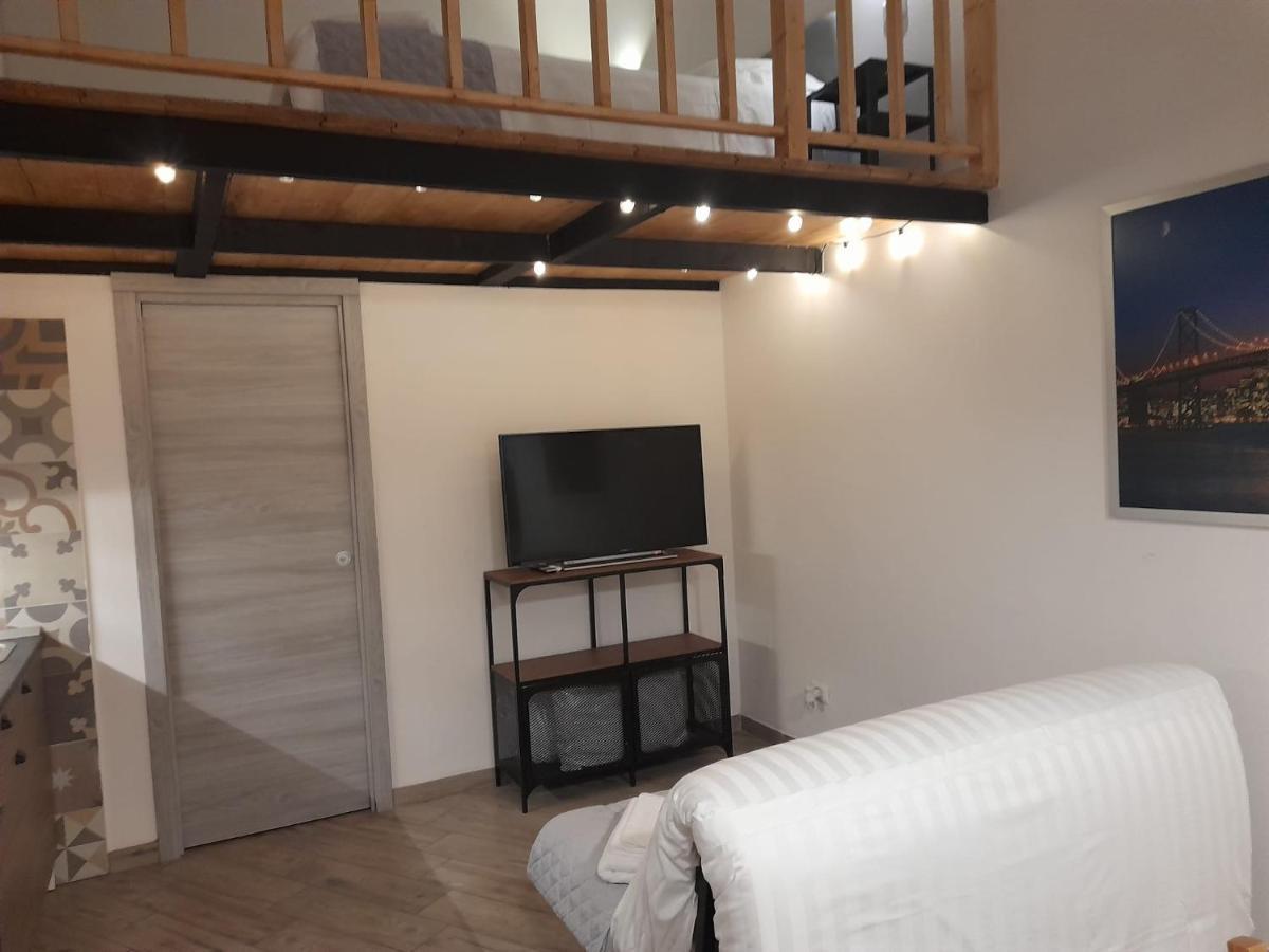 La Casa Di Fofo' Hotel Наполи Екстериор снимка