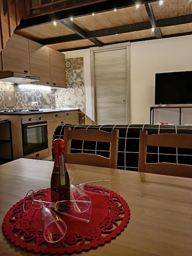 La Casa Di Fofo' Hotel Наполи Екстериор снимка